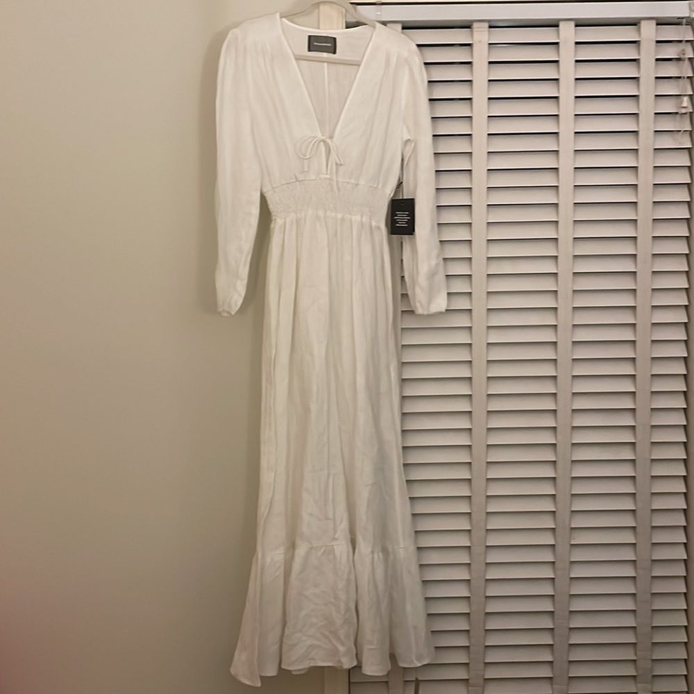 NWT Reformation Chantal Dress 🕊️✨